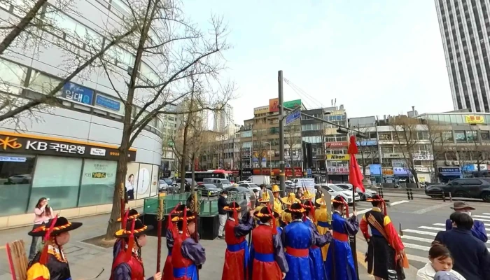 Sungryemun Seuteuriteu Byu Mic 360deg - 중구
