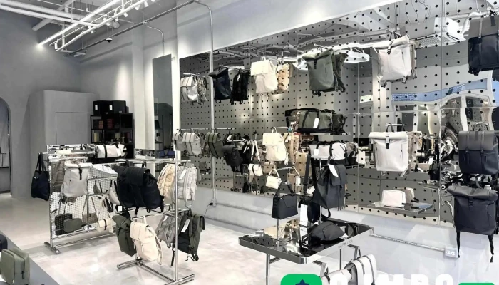 시크리드 오비키 가스톤루가 플래그십스토어 프레임 - 서울특별시